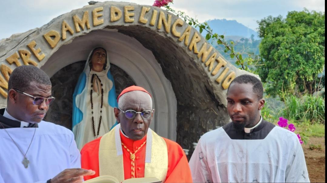 Cameroun - Visite du cardinal Sarah au Centre de Retraite Parole de Dieu